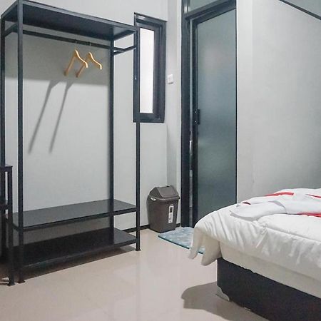 Reddoorz Plus @ Kalpataru Malang Dış mekan fotoğraf