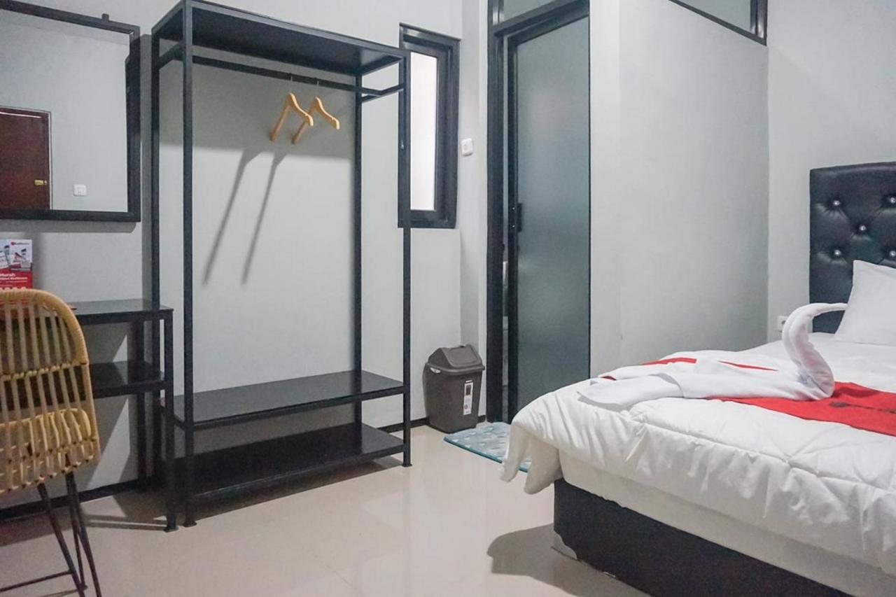Reddoorz Plus @ Kalpataru Malang Dış mekan fotoğraf