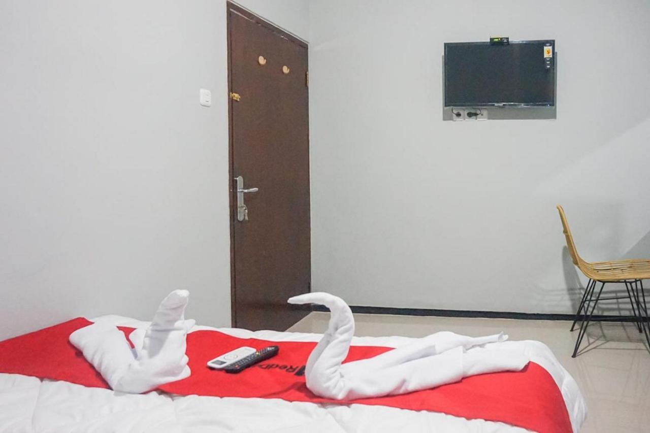Reddoorz Plus @ Kalpataru Malang Dış mekan fotoğraf