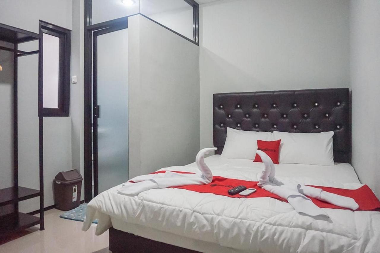 Reddoorz Plus @ Kalpataru Malang Dış mekan fotoğraf